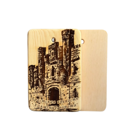 Сувенирная разделочная доска "Брестская крепость - Холмские ворота" из кедра с лазерной гравировкой 18/28 см