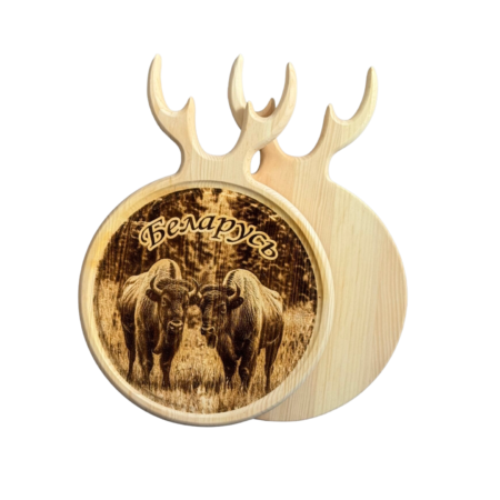 Сувенирная разделочная доска круглая "Зубры пущи" из кедра с лазерной гравировкой 24/35 см