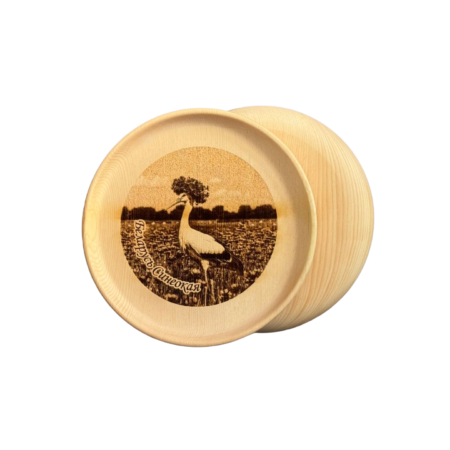Тарелка сувенирная "Бусел" из кедра с лазерной гравировкой 21 см